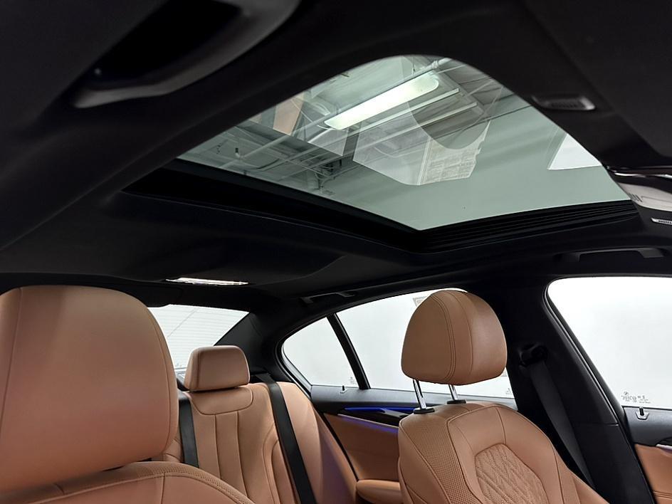 used 2021 BMW 540 car, priced at $35,000