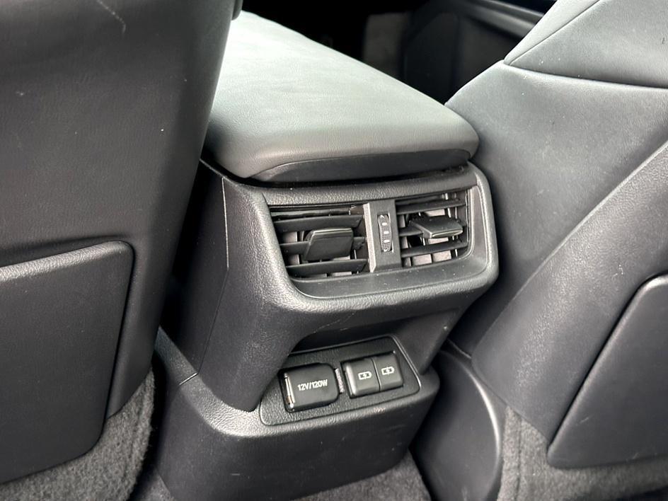 used 2022 Lexus ES 350 car, priced at $31,000