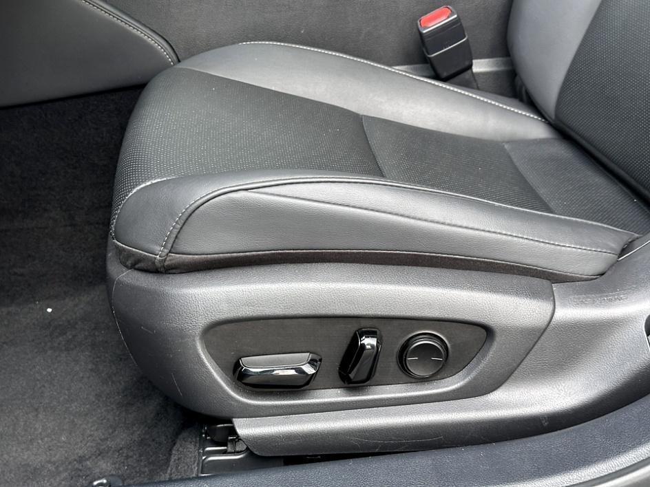 used 2022 Lexus ES 350 car, priced at $31,000