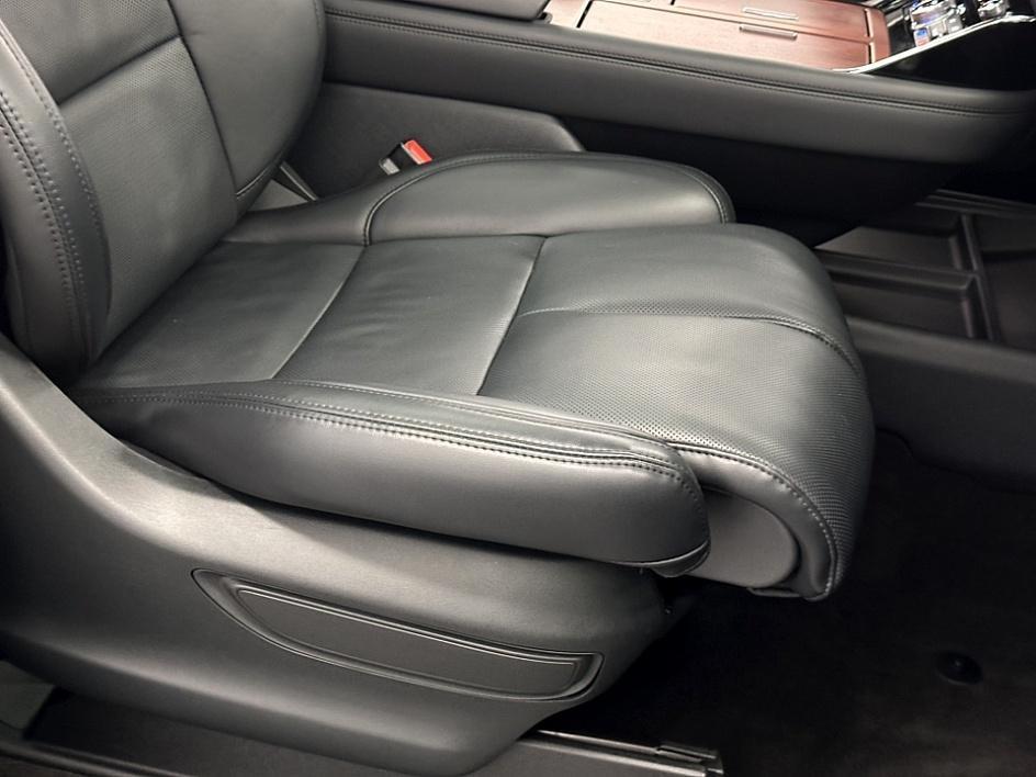 used 2024 Lincoln Navigator L car, priced at $81,500
