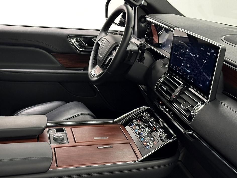 used 2024 Lincoln Navigator L car, priced at $81,500