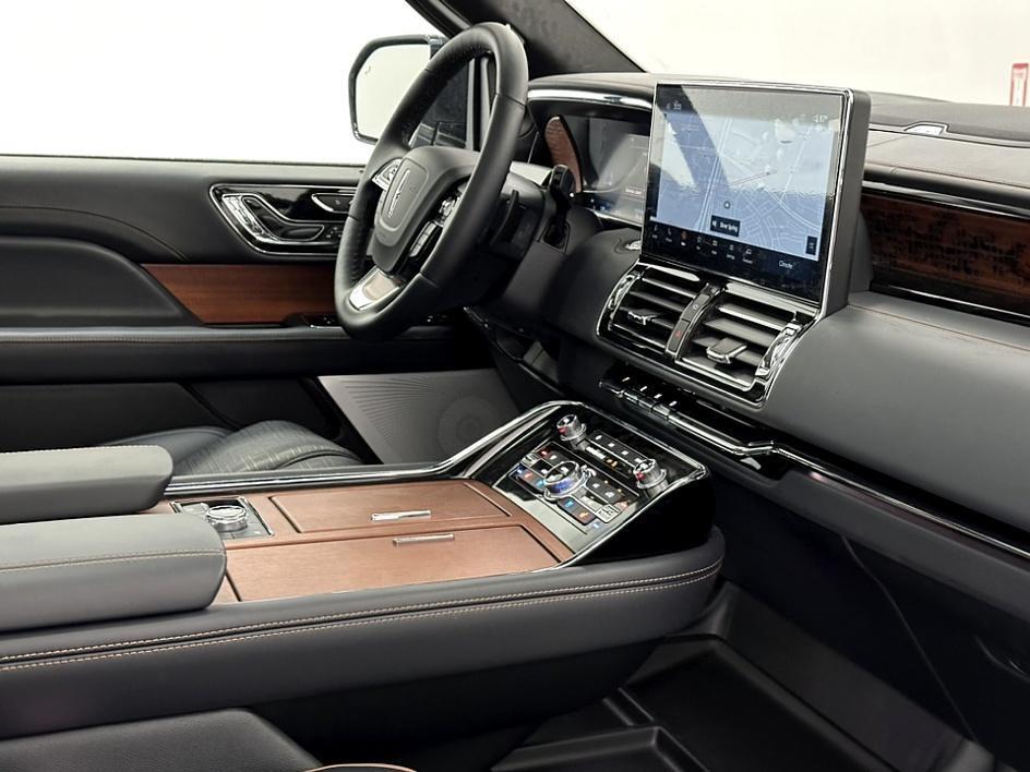 new 2024 Lincoln Navigator car, priced at $98,460