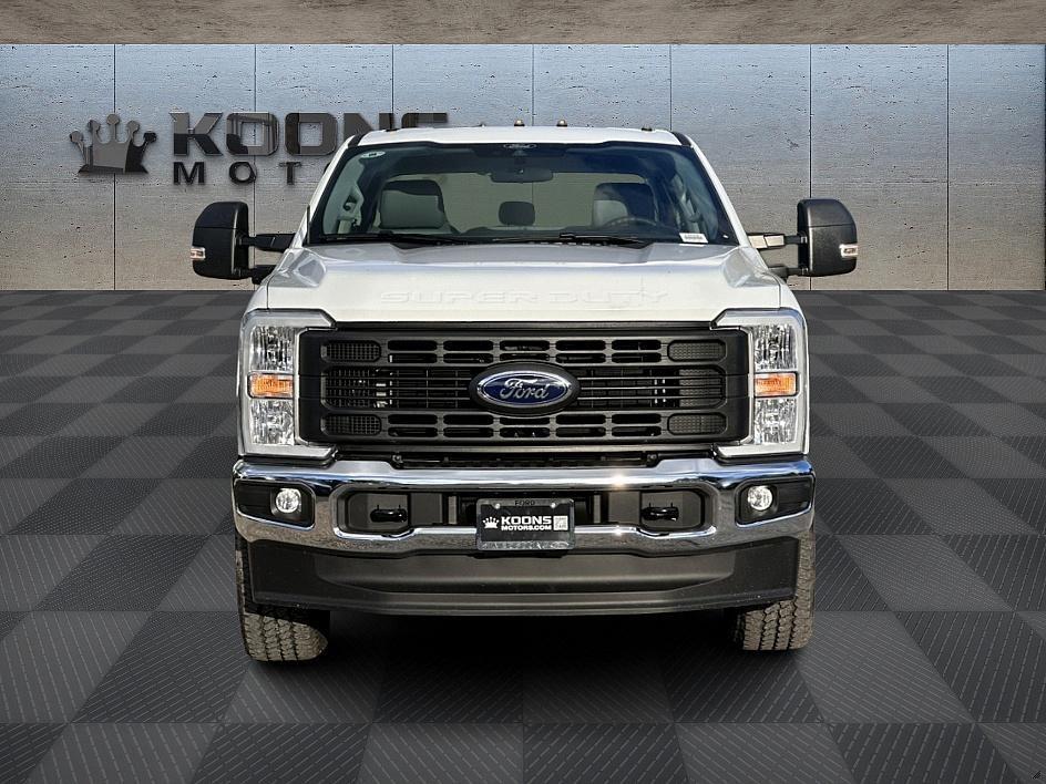 new 2025 Ford F-350 car, priced at $65,276