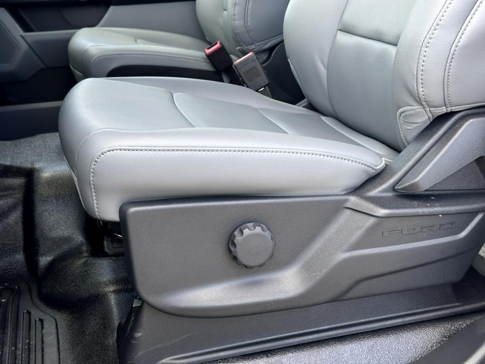new 2025 Ford F-350 car, priced at $65,276
