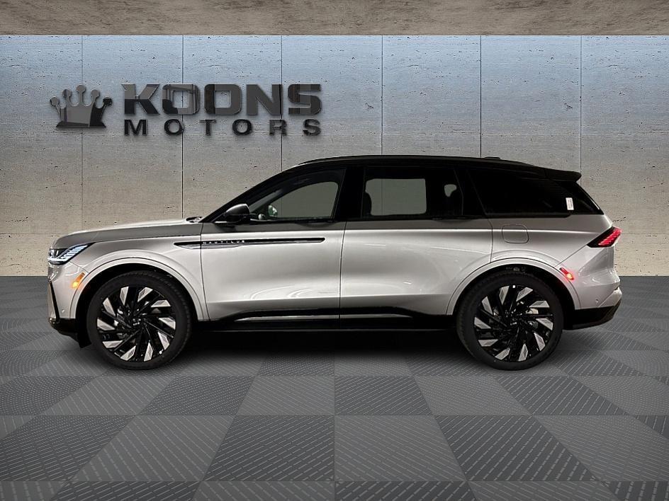 new 2024 Lincoln Nautilus car, priced at $61,010