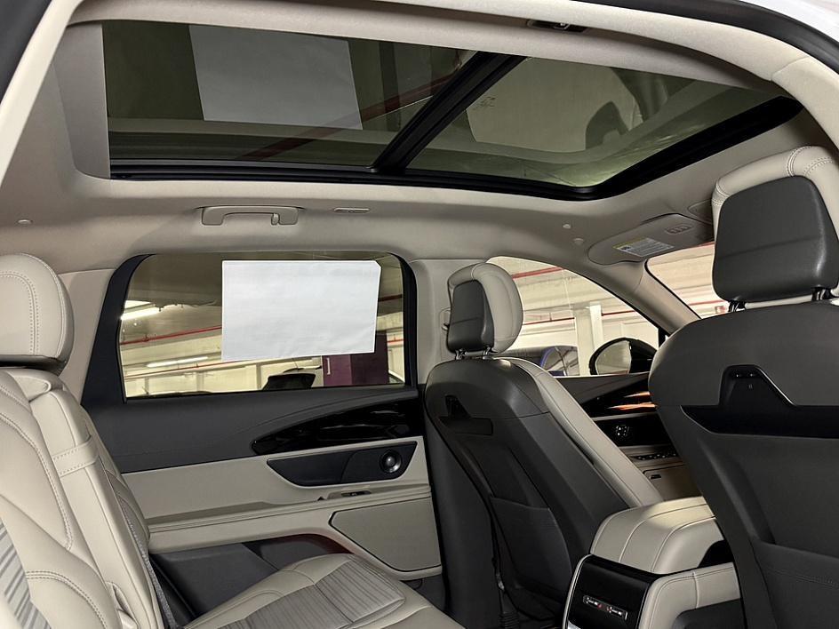 new 2025 Lincoln Nautilus car, priced at $58,551