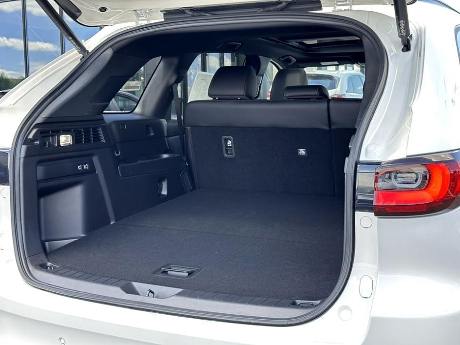used 2025 Mazda CX-70 car, priced at $45,500