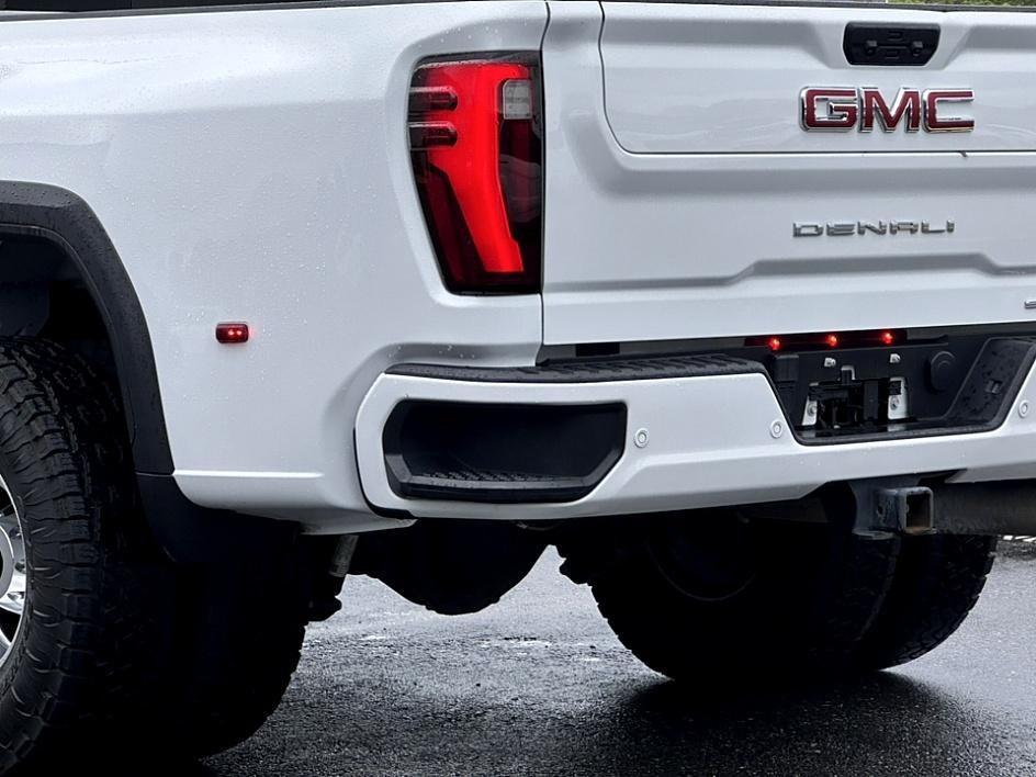 used 2024 GMC Sierra 3500 car, priced at $72,000