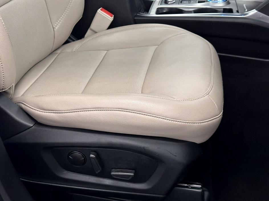 used 2023 Ford Explorer car, priced at $36,500