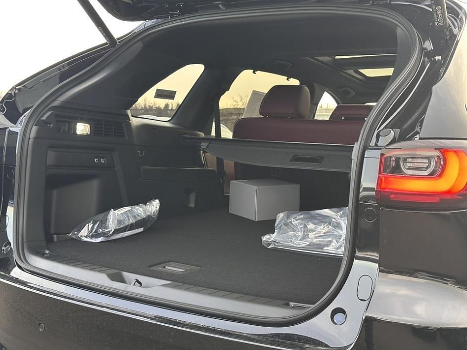 new 2025 Mazda CX-70 car, priced at $52,134