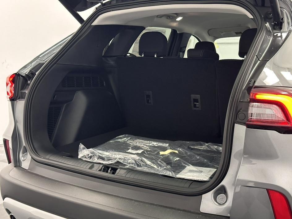 new 2025 Ford Escape car, priced at $29,563