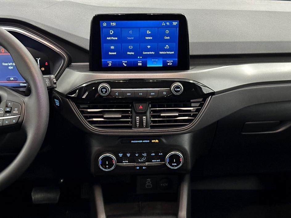 new 2025 Ford Escape car, priced at $29,563