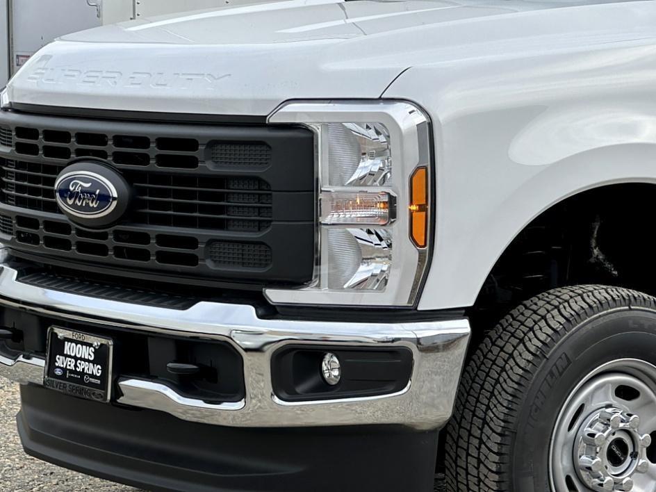 new 2024 Ford F-250 car, priced at $44,721