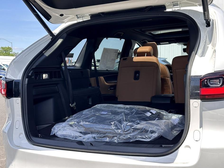 new 2025 Mazda CX-90 car, priced at $57,158