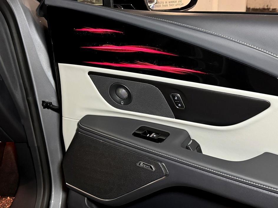 new 2024 Lincoln Nautilus car, priced at $55,567