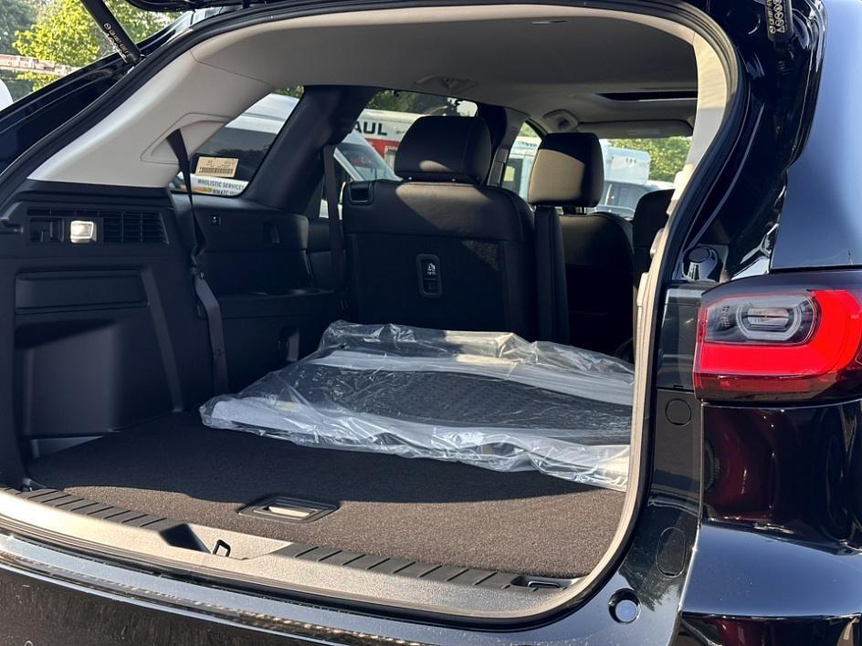 new 2025 Mazda CX-90 car, priced at $38,986