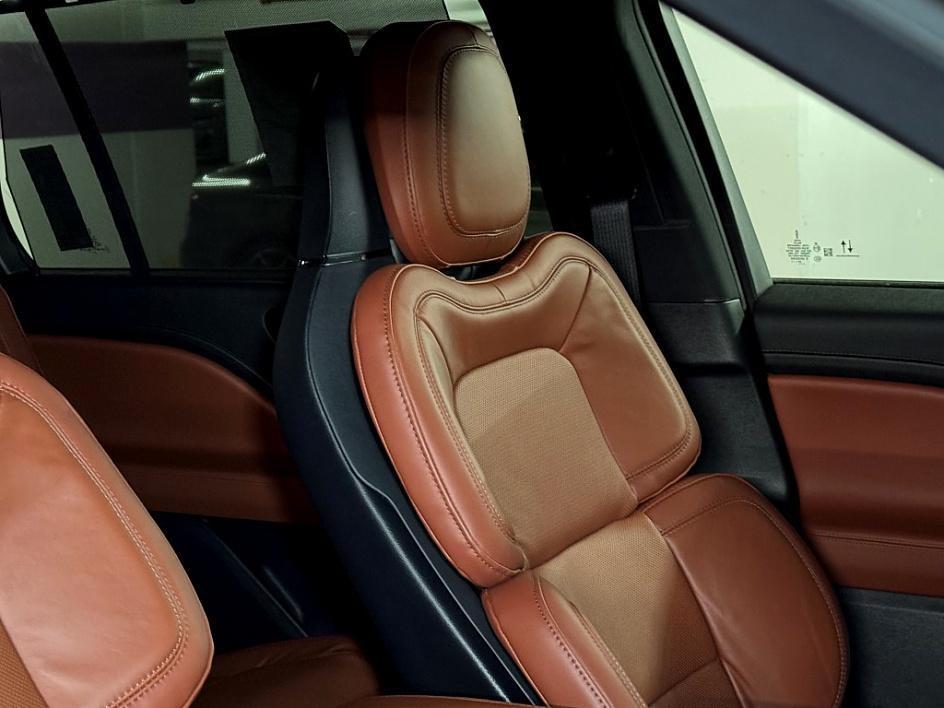 new 2025 Lincoln Aviator car, priced at $72,783