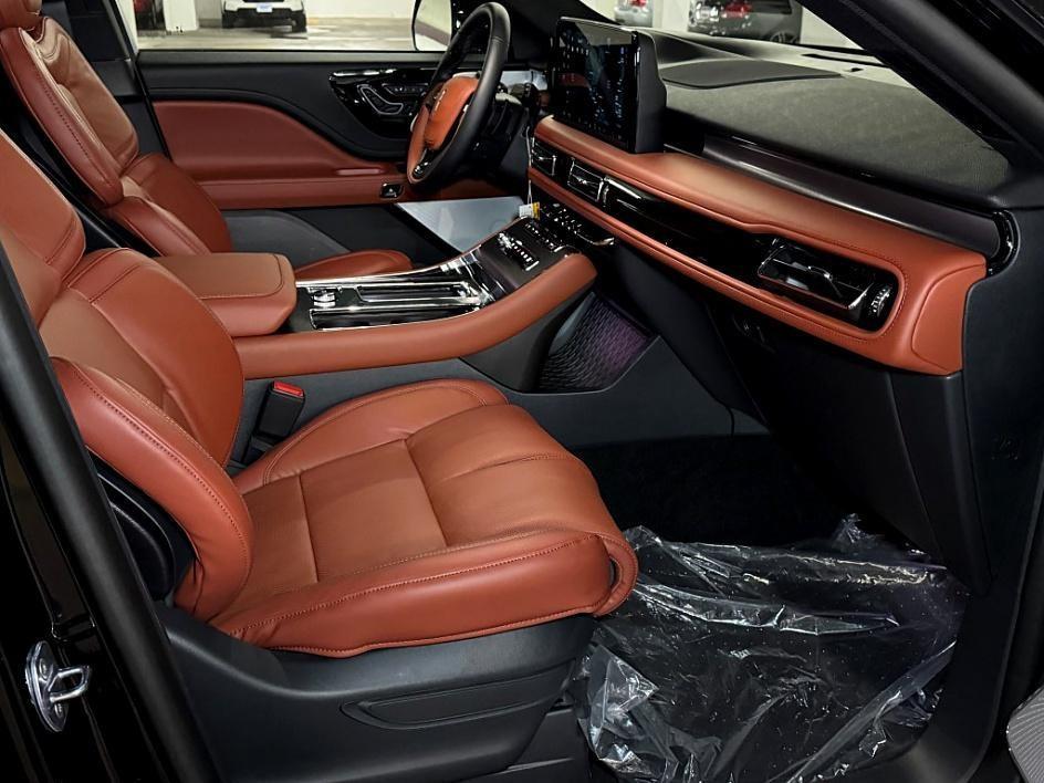 new 2025 Lincoln Aviator car, priced at $72,783