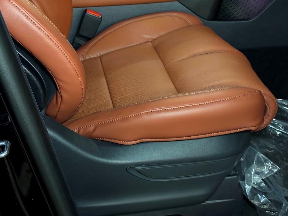 new 2025 Lincoln Aviator car, priced at $72,783