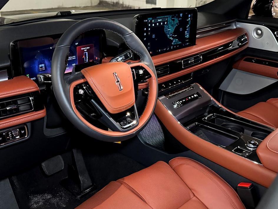 new 2025 Lincoln Aviator car, priced at $72,783