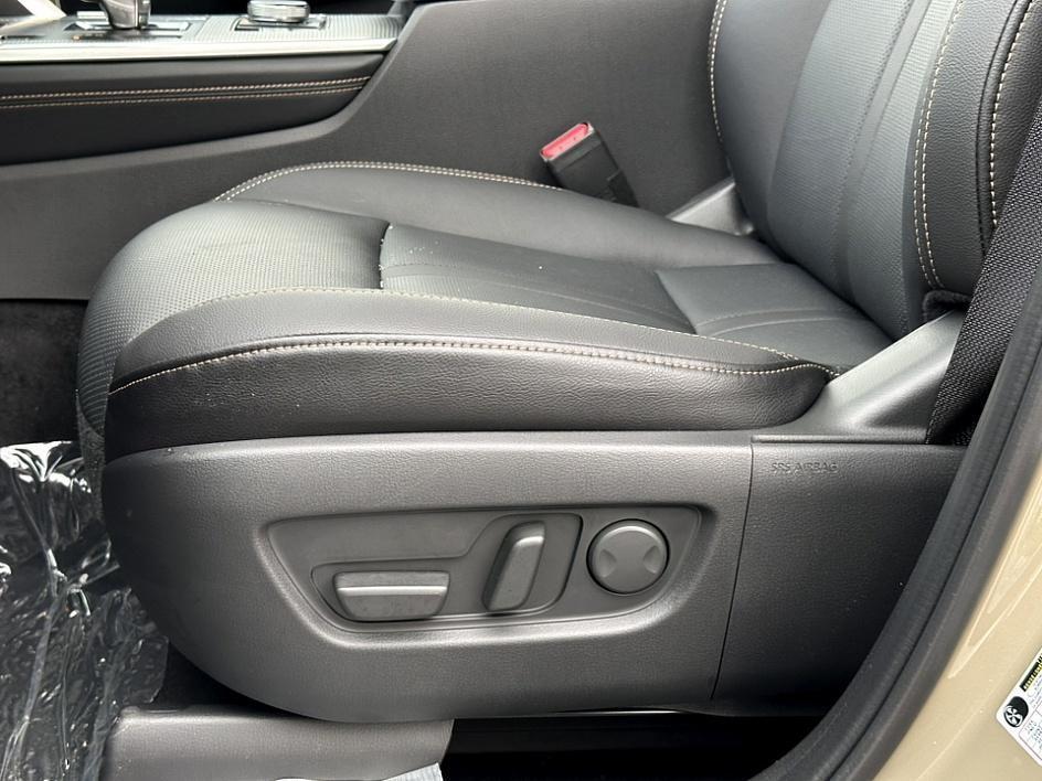 new 2025 Mazda CX-70 PHEV car, priced at $55,331