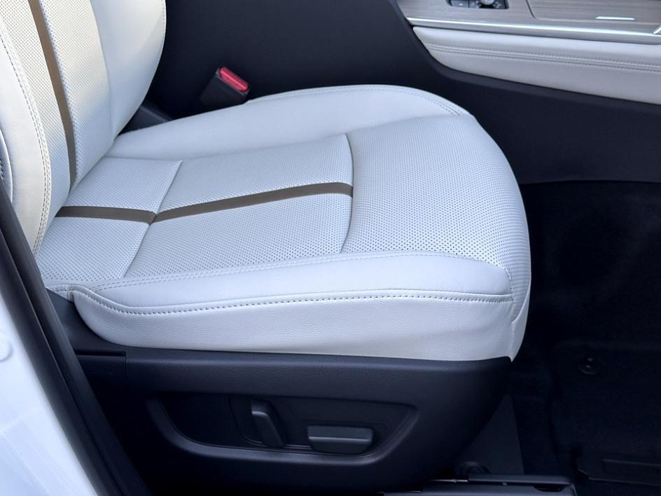 new 2025 Mazda CX-90 car, priced at $53,345