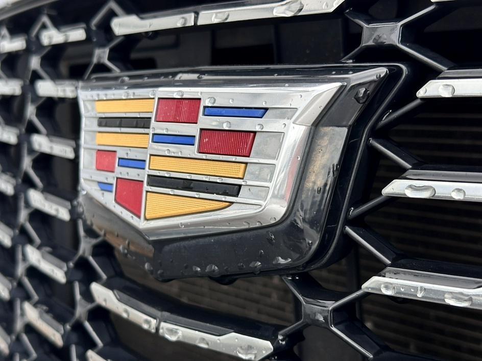 used 2019 Cadillac XT4 car, priced at $21,000