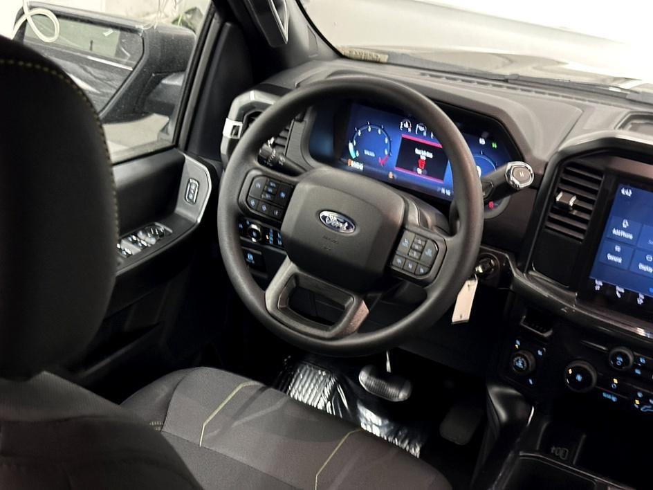 new 2025 Ford F-150 car, priced at $45,016