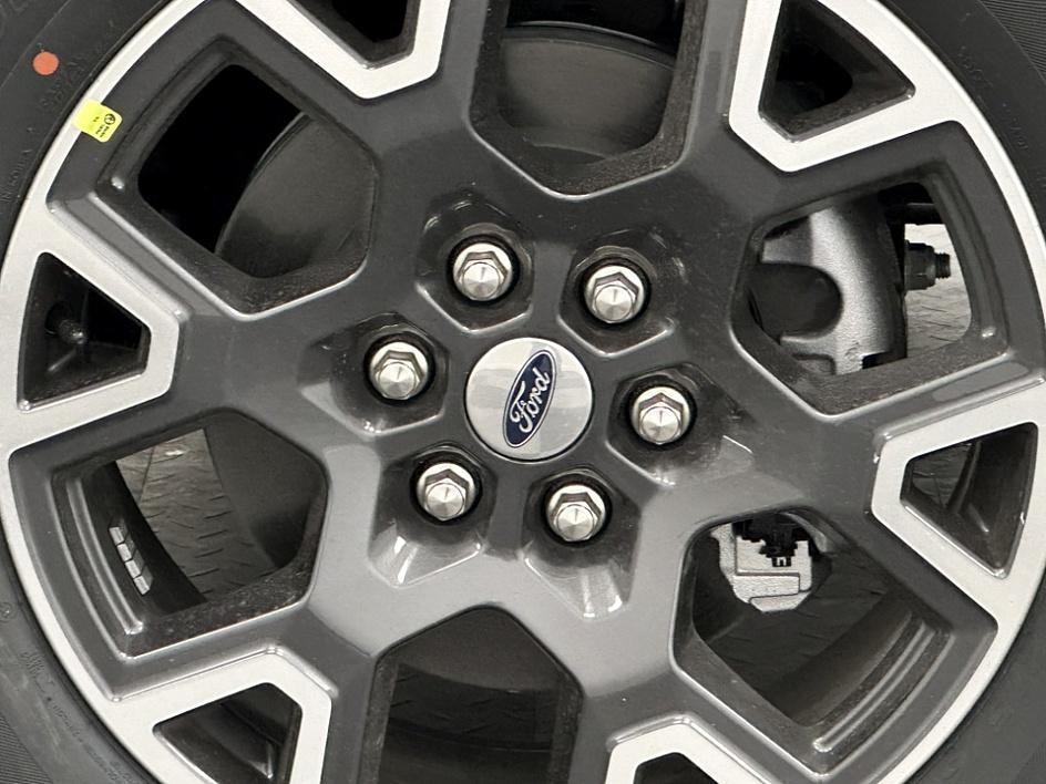 new 2025 Ford F-150 car, priced at $45,016