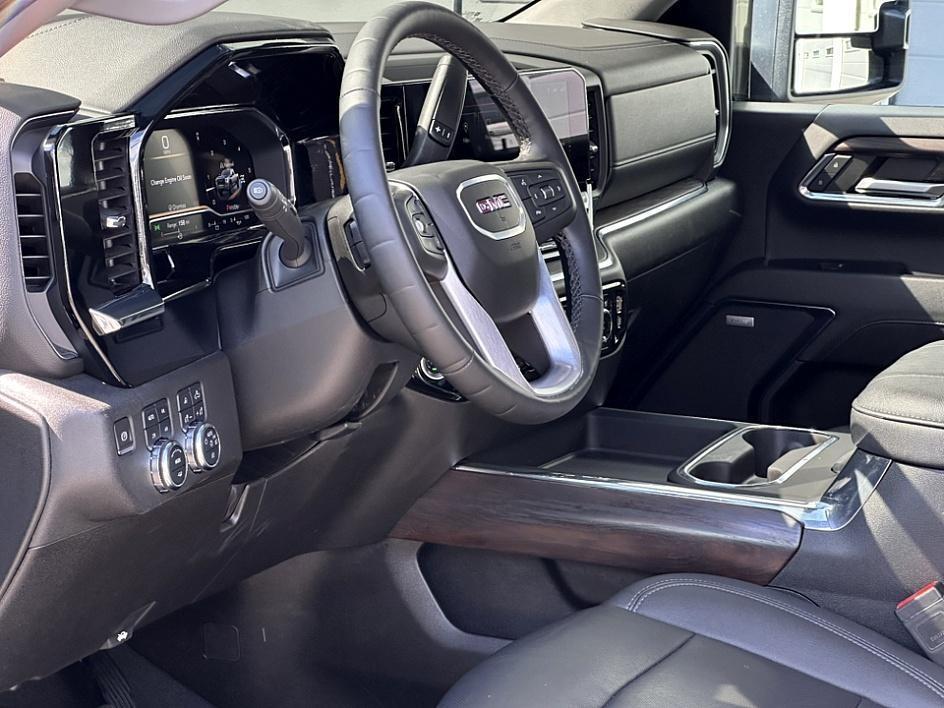 used 2024 GMC Sierra 2500 car, priced at $70,000