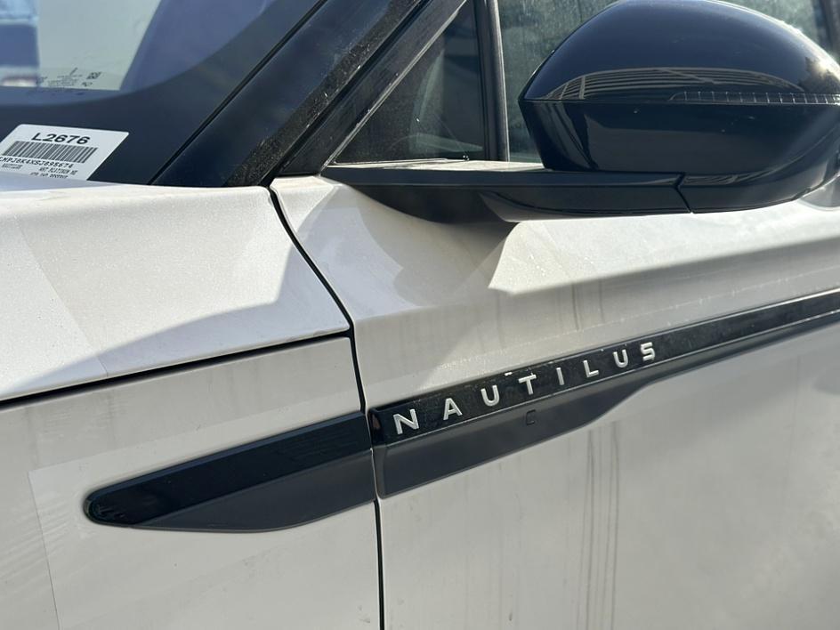 new 2025 Lincoln Nautilus car, priced at $61,071