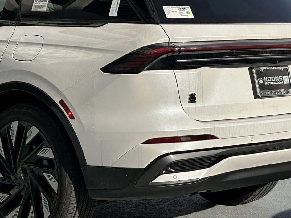 new 2025 Lincoln Nautilus car, priced at $61,071