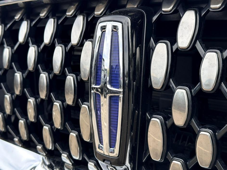 used 2021 Lincoln Aviator car, priced at $40,000