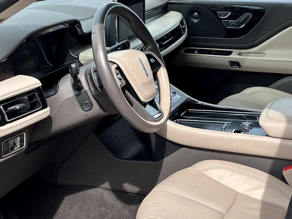 used 2021 Lincoln Aviator car, priced at $40,000
