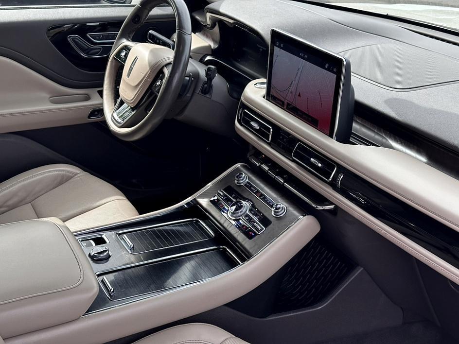 used 2021 Lincoln Aviator car, priced at $40,000
