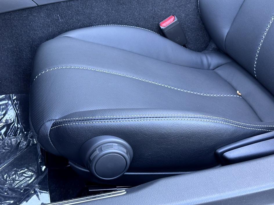 new 2025 Mazda MX-5 Miata car, priced at $36,684
