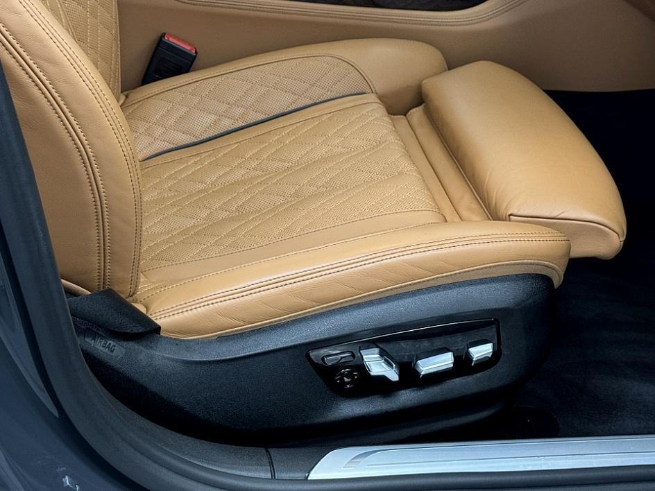 used 2022 BMW 750 car, priced at $49,500
