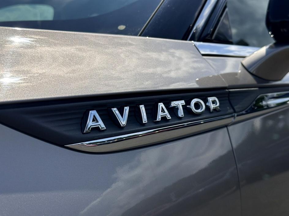 used 2020 Lincoln Aviator car, priced at $33,500