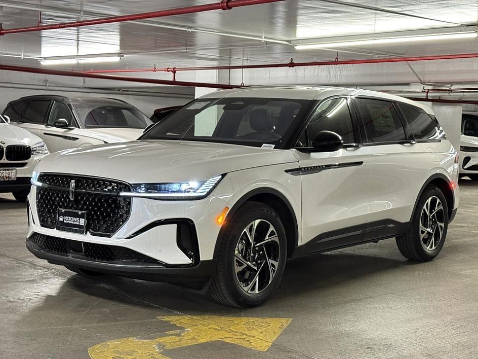 new 2025 Lincoln Nautilus car, priced at $56,796