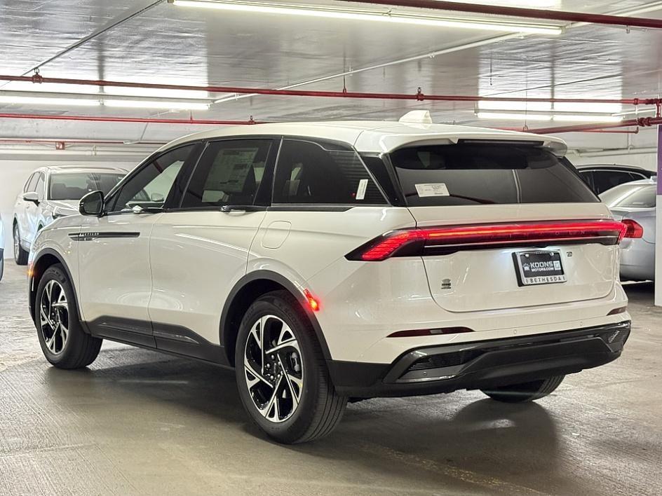 new 2025 Lincoln Nautilus car, priced at $55,796