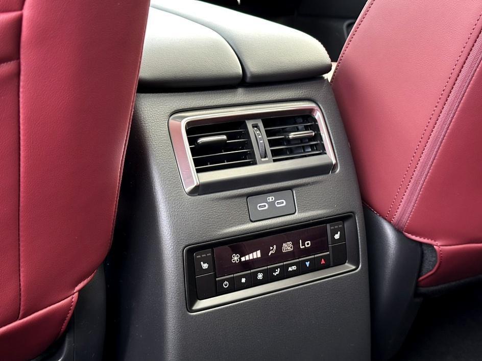 new 2025 Mazda CX-70 car, priced at $50,028