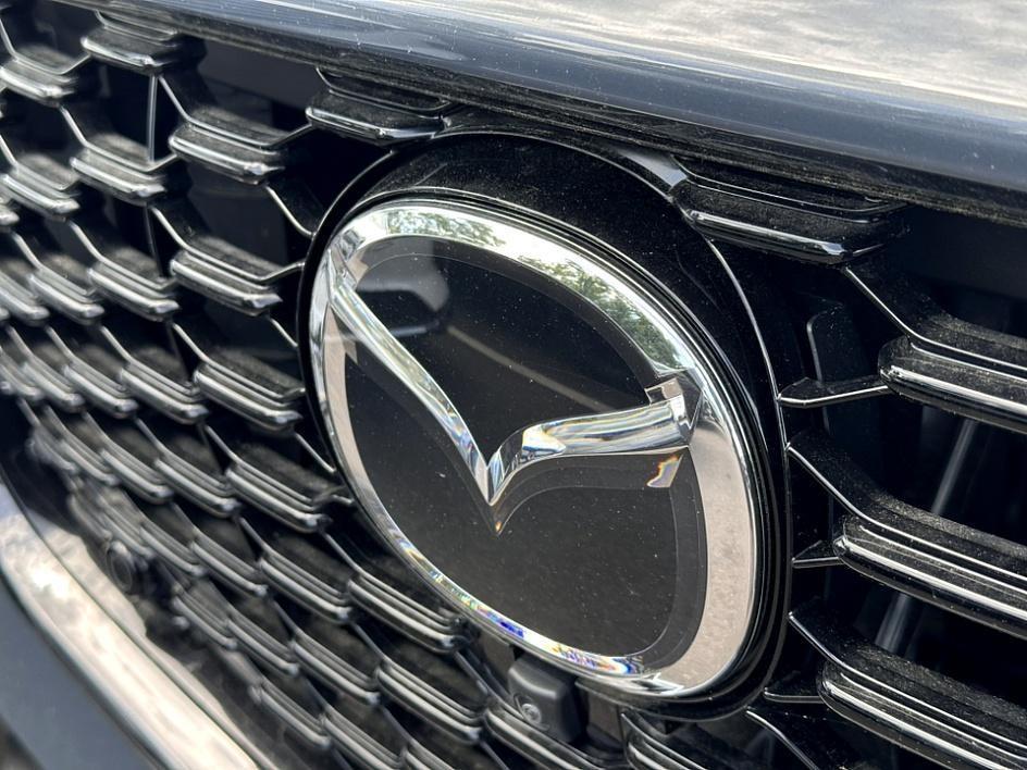 new 2025 Mazda CX-70 car, priced at $50,028