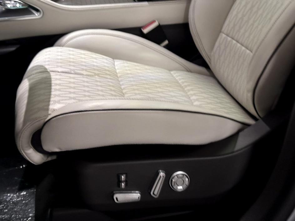new 2024 Lincoln Nautilus car, priced at $71,651