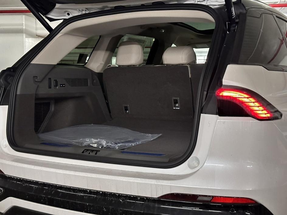 new 2025 Lincoln Nautilus car, priced at $56,871