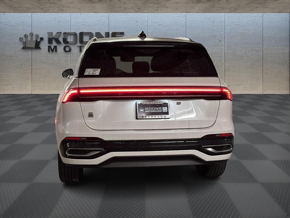 new 2025 Lincoln Nautilus car, priced at $56,871
