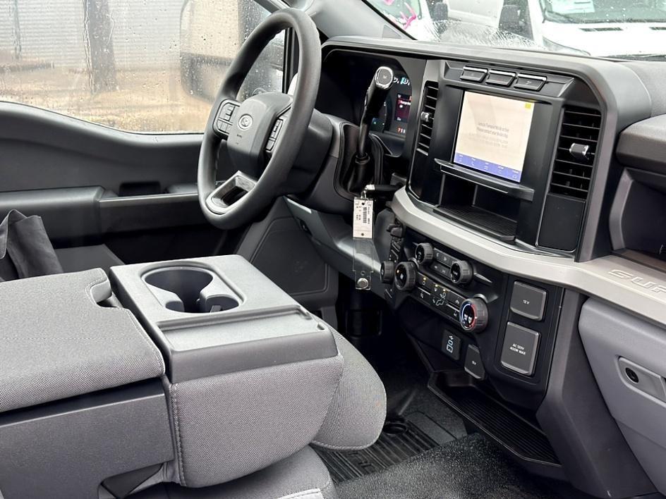 new 2024 Ford F-250 car, priced at $41,838