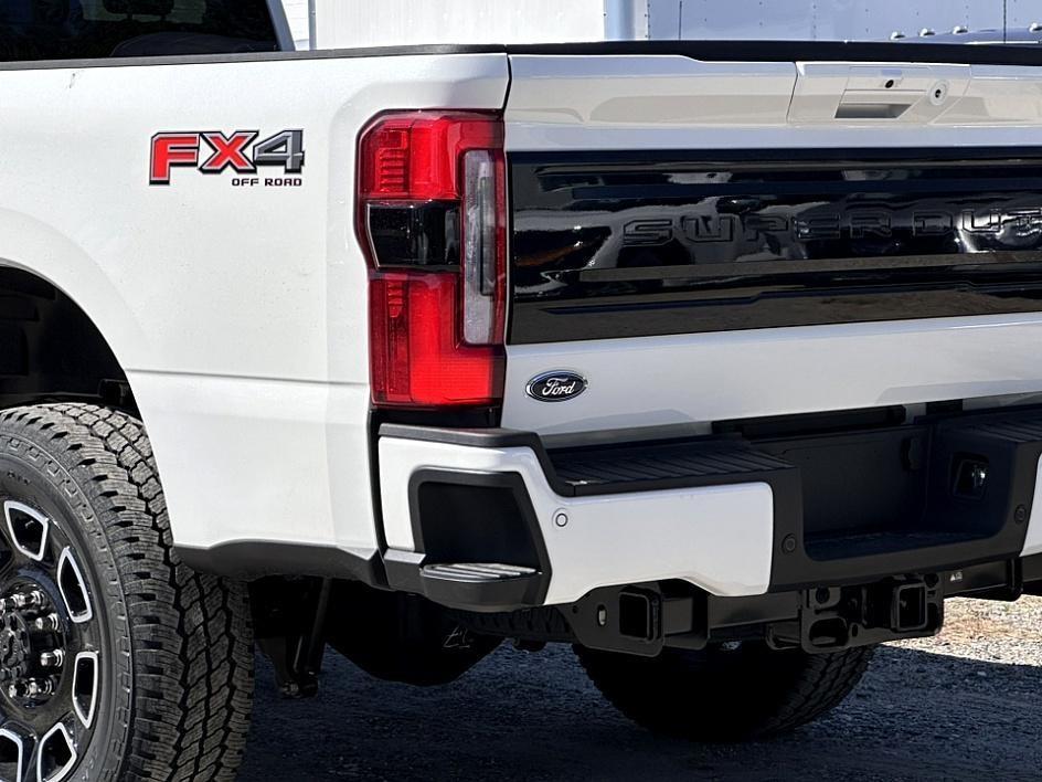 new 2025 Ford F-350 car, priced at $96,762