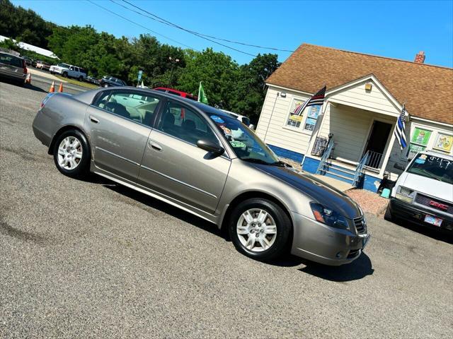 used 2006 Nissan Altima car, priced at $7,995