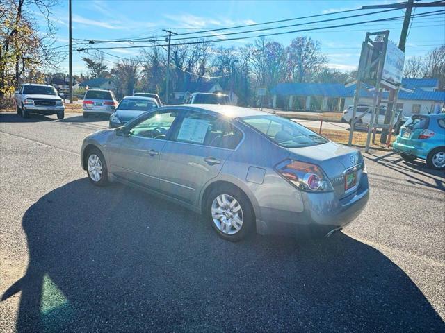 used 2009 Nissan Altima car, priced at $5,995