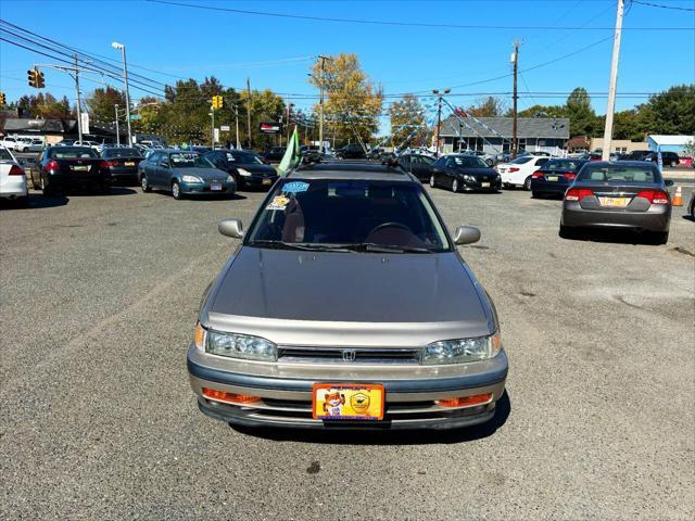 used 1992 Honda Accord car, priced at $5,995